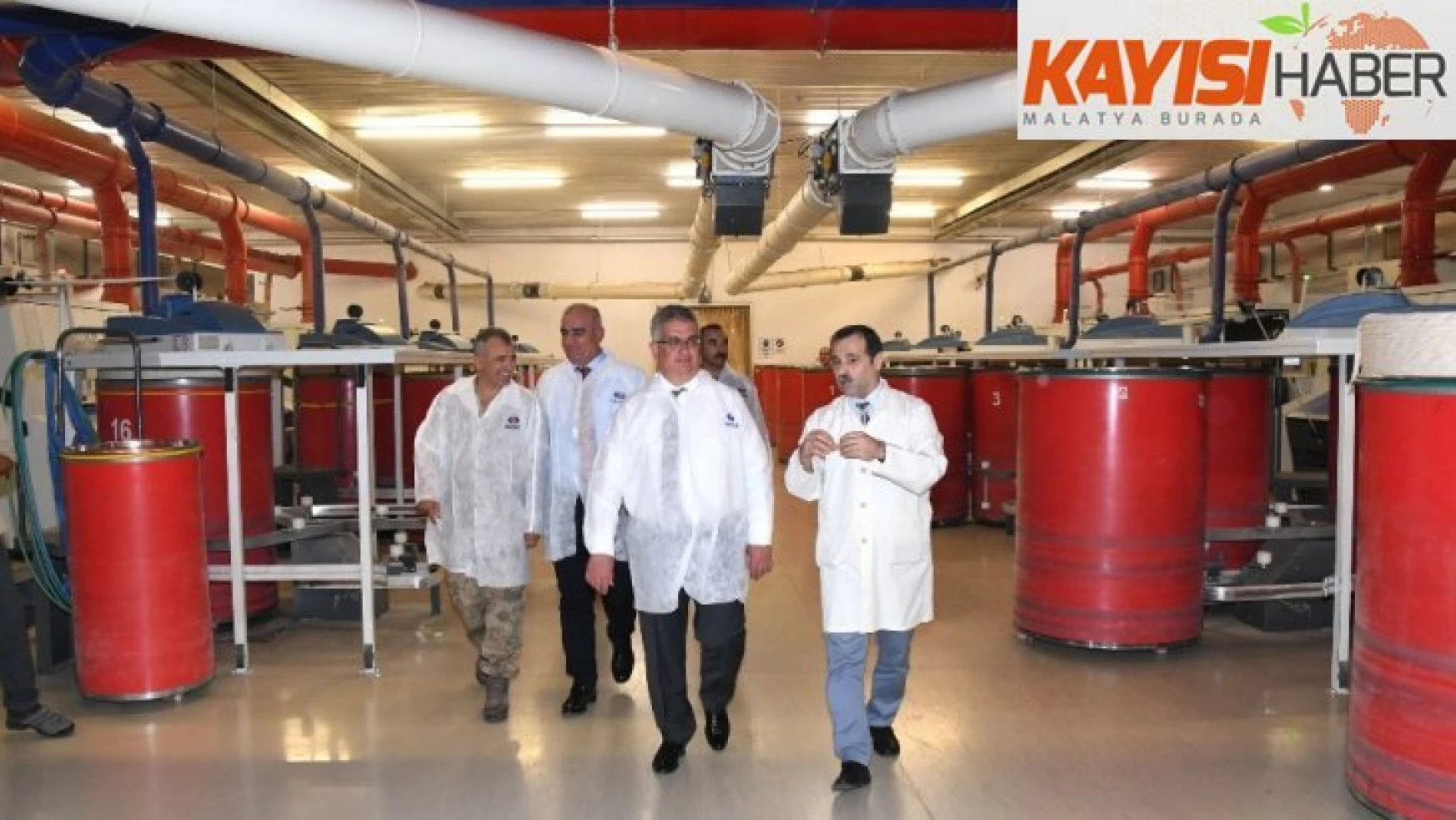 Vali Aykut Pekmez Sanko Holding'in iplik işleme tesislerini gezdi
