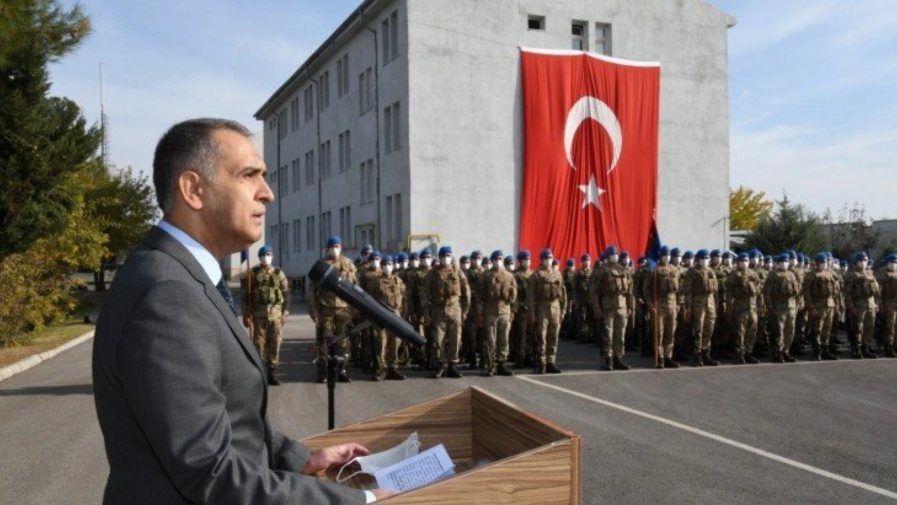 Vali Çuhadar, Jandarma'nın Kuruluş Yıldönümünü kutladı
