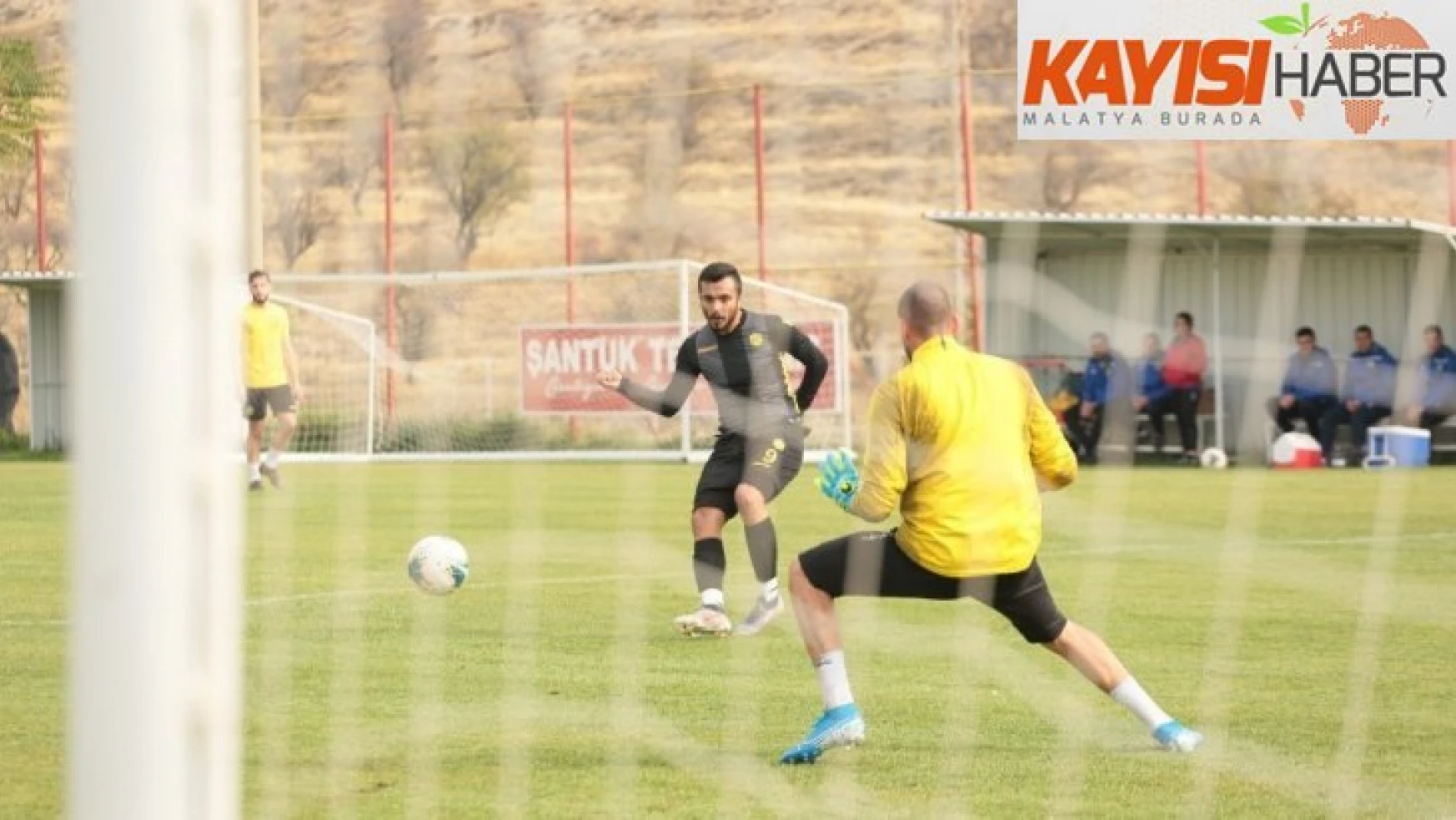 Yeni Malatyaspor hazırlık maçında U19 takımını 4-0 yendi