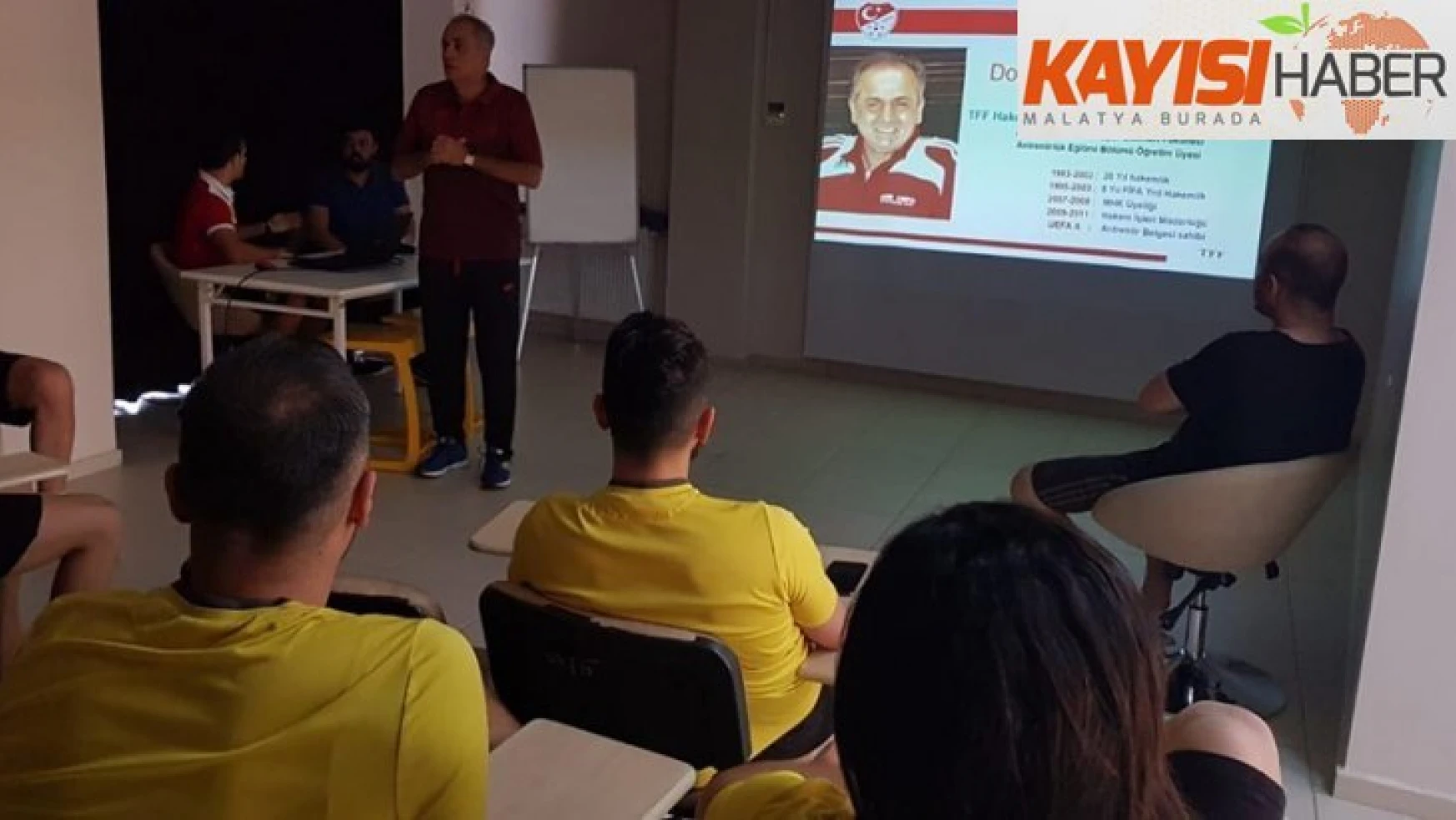 Yeni Malatyasporlu futbolculara değişen kurallar anlatıldı
