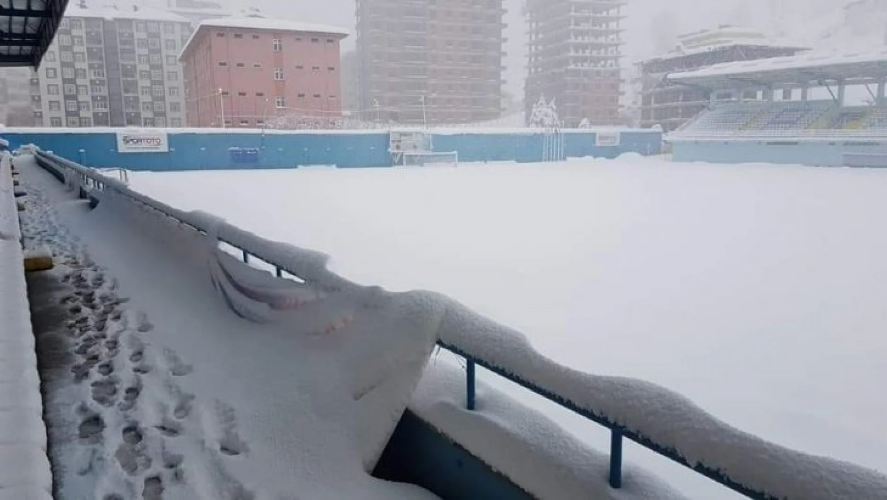 Yeşilyurt Belediyespor'un maçına kar engeli