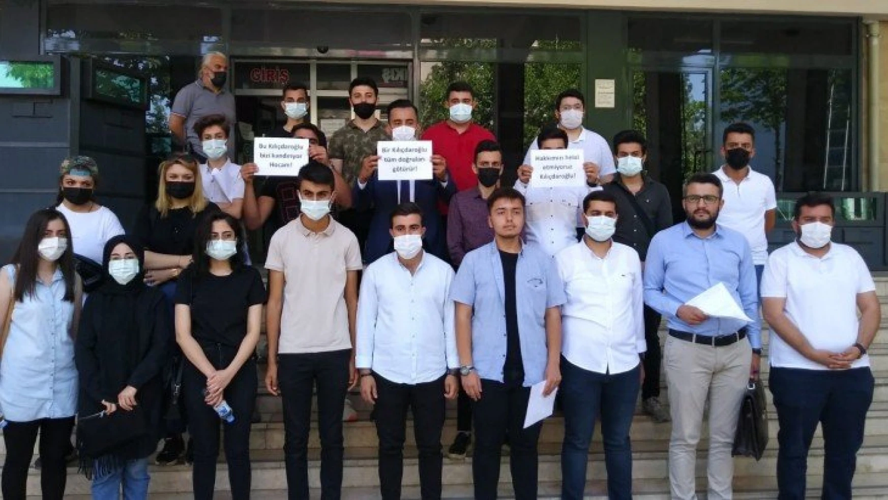 YKS'ye giren öğrencilerden Kılıçdaroğlu'na 1 TL'lik tazminat davası