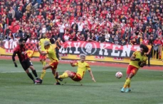 Eskişehirspor - Yeni Malatyaspor maçından kareler