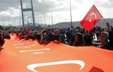 Yüzbinler 15 Temmuz Şehitleri için koştu