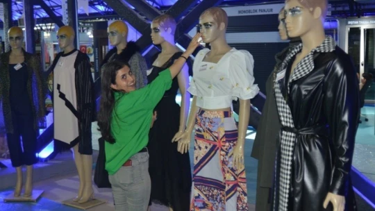 25'inci Kayısı Festivali Fuarına yoğun ilgi