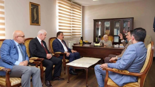 2.Geleneksel Kernek Onur ödülü Recai Kutan'a verildi