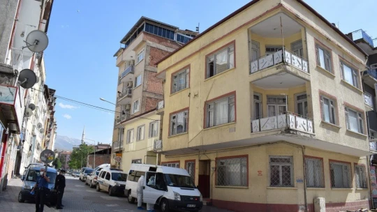 Öldüğünü 30 gün sonra fark ettiler