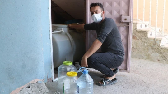 40 derece sıcakta susuzluk çekiyorlar