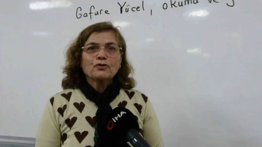56 yaşında anne oldu, 63 yaşında okuma yazma kursuna başladı