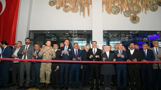 9.Malatya Anadolu Kitap ve Kültür Fuarı kitapseverlerle buluştu