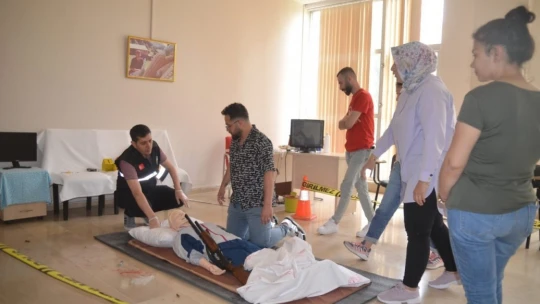 Acil sağlıkçılarına eğitim verildi