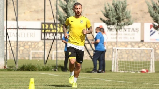 Adem Büyük: 'Karakterimde oturarak para kazanmak yok'