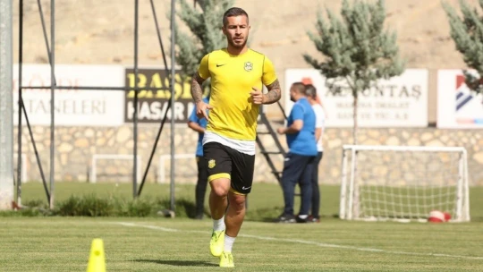 Adem Büyük: 'Yeni Malatyaspor'da olduğum için mutluyum'