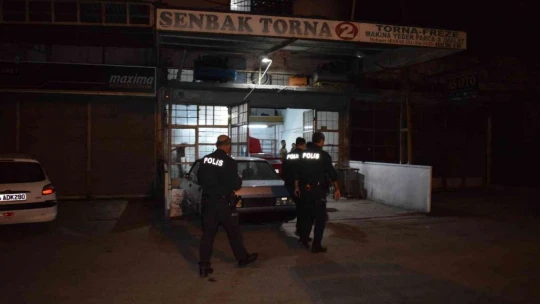 Adres sorma bahanesiyle gelip silahla ateş açtı
