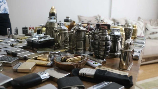 Ağzına sigara dahi sürmedi ama 20 yılda 350 çakmak topladı