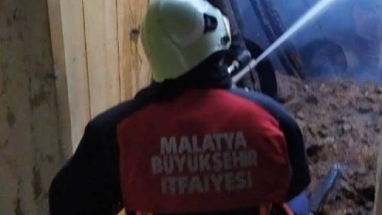 Ahır yangınında bir hayvan telef oldu