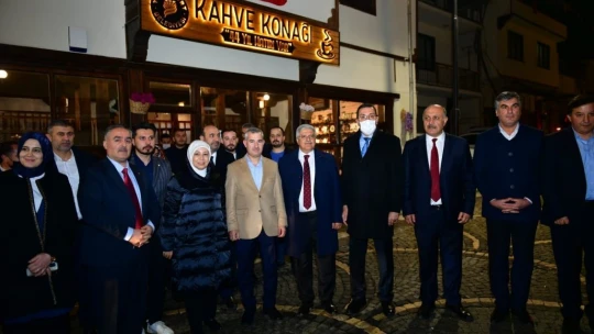 AK Partili Demiröz, tarihi Yeşilyurt konaklarını inceledi