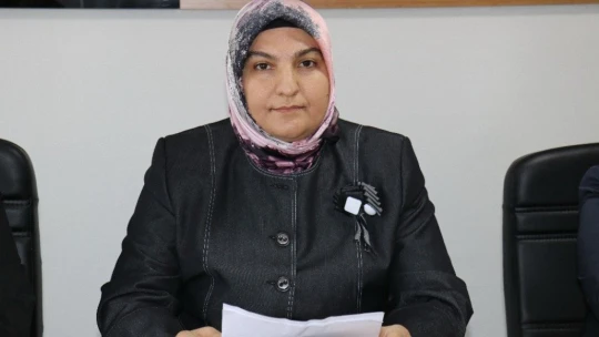 AK Parti'den sokak hayvanları için basın açıklaması