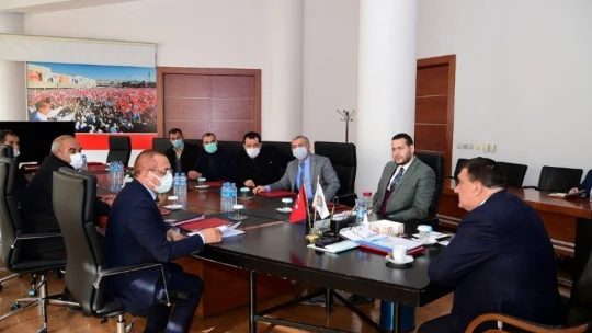 Akçadağ muhtarlarından Başkan Gürkan'a ziyaret