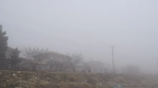 Akçadağ sisten kayboldu