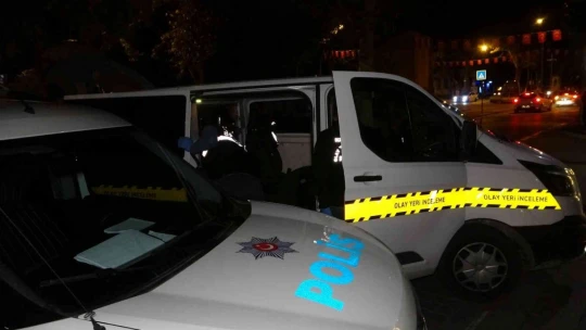 Alacak verecek meselesi yüzünden ortağını bıçakladı