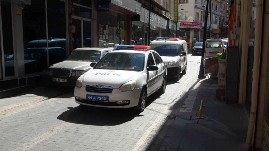 Alacak verecek tartışması kanlı bitti: 1 yaralı