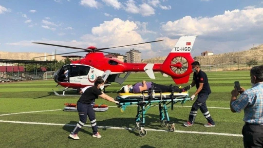 Ambulans helikopter hayat kurtarıyor