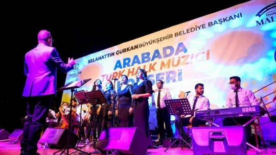 Arabada Türk Halk Müziği konseri