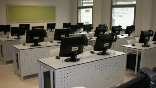 Arapgir'deki Kerem Aydınlar Fen Lisesi yeni öğrencilerini bekliyor