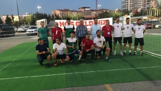 Ayak Tenisi Turnuvası final maçlarıyla sona erdi