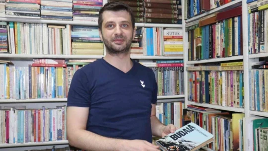 Baba oğul ata mesleği sahaflığı yaşatmaya çalışıyor