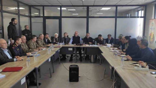 Ölü sayısı bin 71'e çıktı