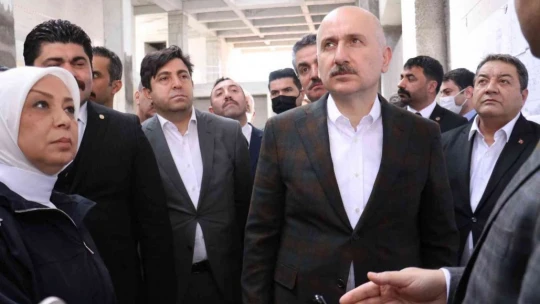Bakan Karaismailoğlu, Malatya'da yeni havaalanı inşaatını inceledi