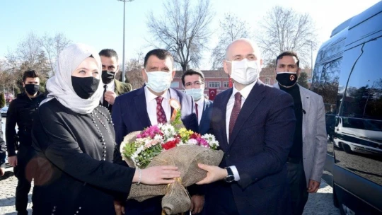 Bakan Karaismailoğlu'ndan Malatya Büyükşehir Belediyesi'ne ziyaret