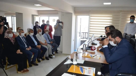 Bakan Kasapoğlu'ndan AK Parti İl Başkanlığına ziyaret