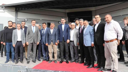 Bakan Kurum: 'Cumhuriyet tarihimizin en büyük deprem dönüşümünü başlattık'