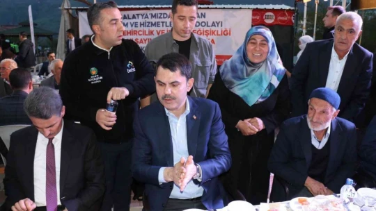 Bakan Kurum: 'Cumhuriyet tarihimizin en büyük deprem dönüşümünü başlattık'