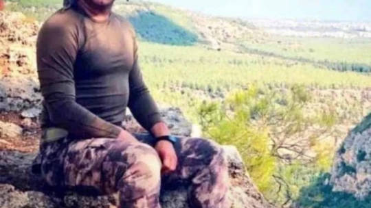 Bakan Kurum'dan şehit ailesine taziye ziyareti