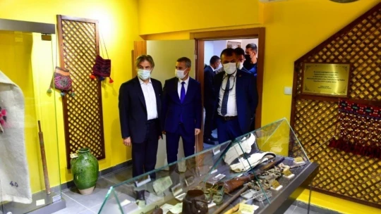 Bakan Yardımcısı Demircan, Yeşilyurt'taki kültürel yatırımları inceledi