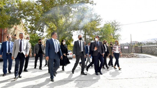 Bakanlık yetkilileri Malatya'da incelemelerde bulundu