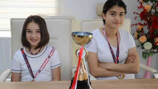 Bandminton'da Malatya'yı derece ile temsil ettiler