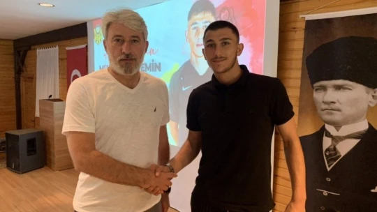 Başakşehir'in genç sağ beki Yeni Malatyspor'da