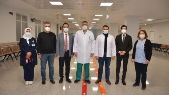 Başhekim Aktürk aşı oldu