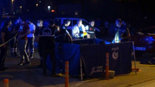 Başından silahla vurulan şahıs öldü