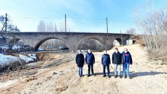 Başkan Çınar,  dere ıslah ve dönüşüm çalışmalarını inceledi