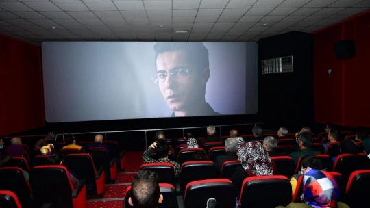 Başkan Çınar, 'Eren' filmini şehit yakınları ve gazilerle birlikte izledi