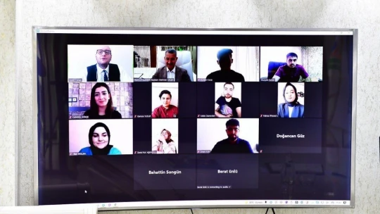 Başkan Çınar, 'şehir ve kariyer' toplantısına katıldı