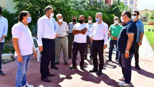 Gül Parkında fideler toprakla buluştu