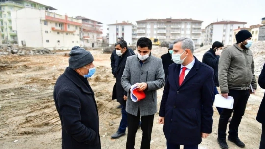 Başkan Çınar, kentsel dönüşüm proje alanını inceledi