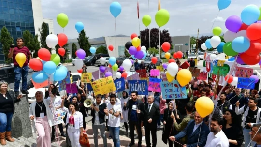 Başkan Çınar, lösemi için farkındalık yürüyüşüne katıldı